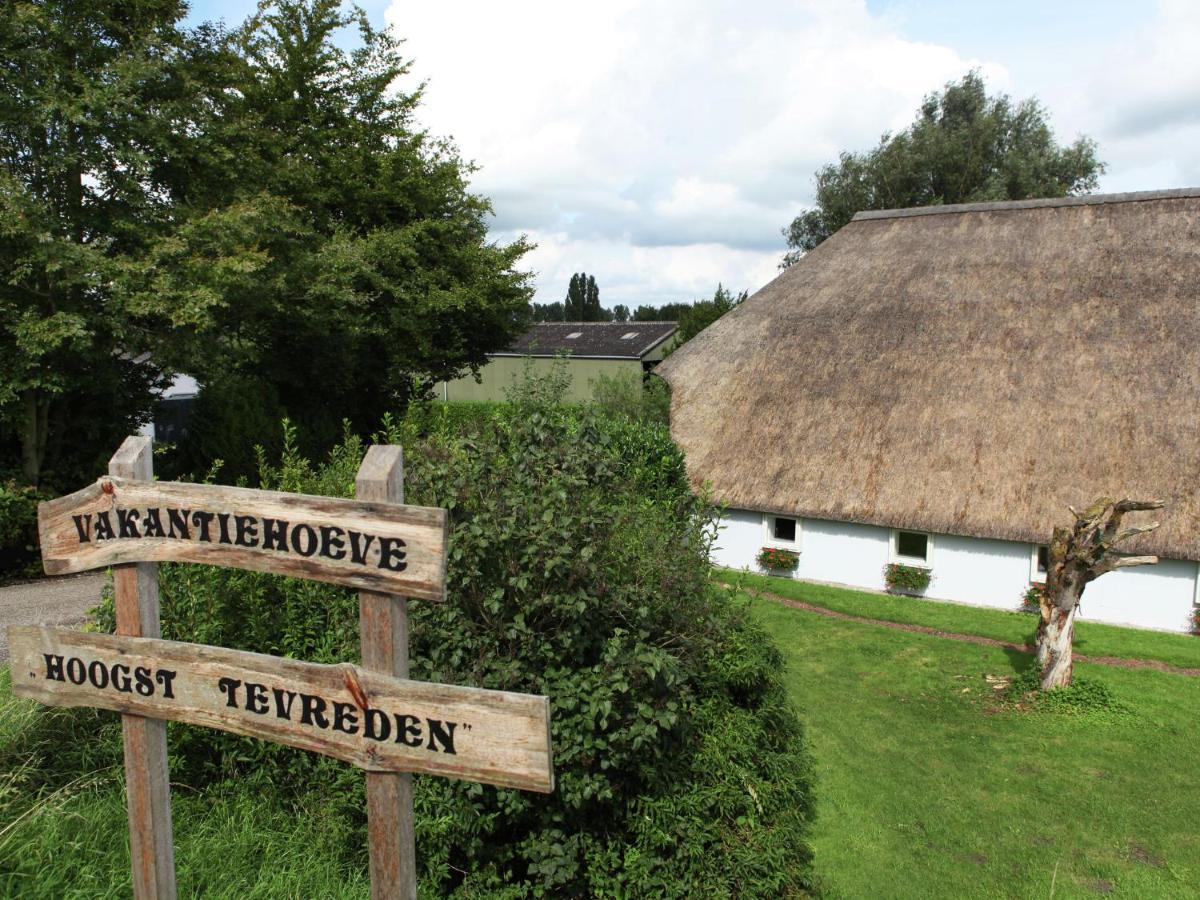 Quaint Farmhouse Near River In Oosterwijk Leerdam Kültér fotó